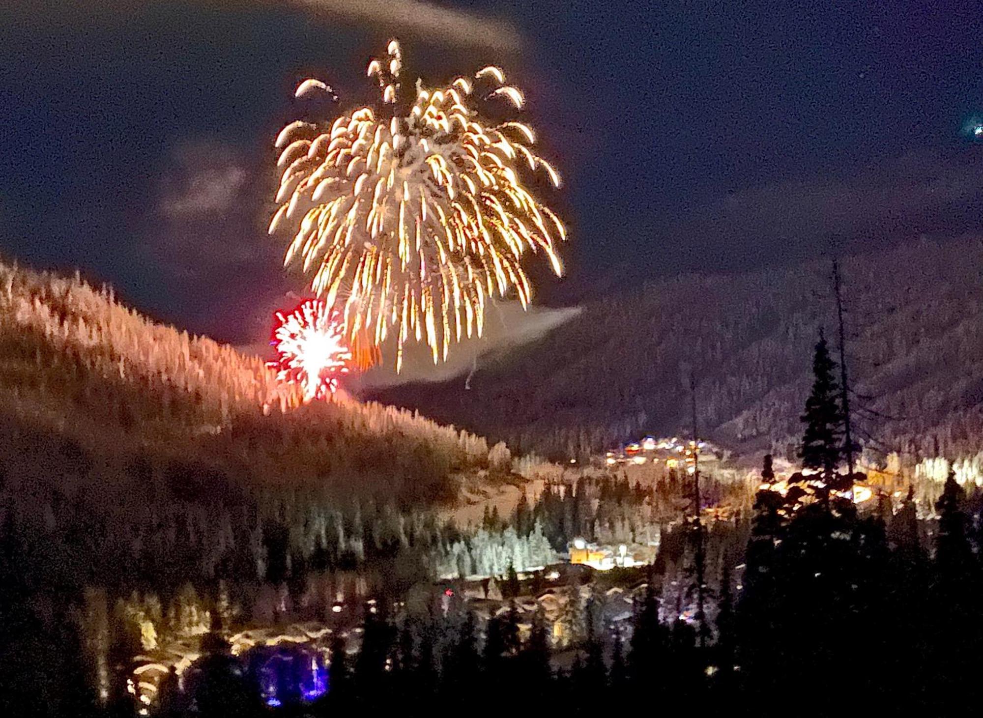 Morrisey Chalet At Sun Peaks Exterior foto
