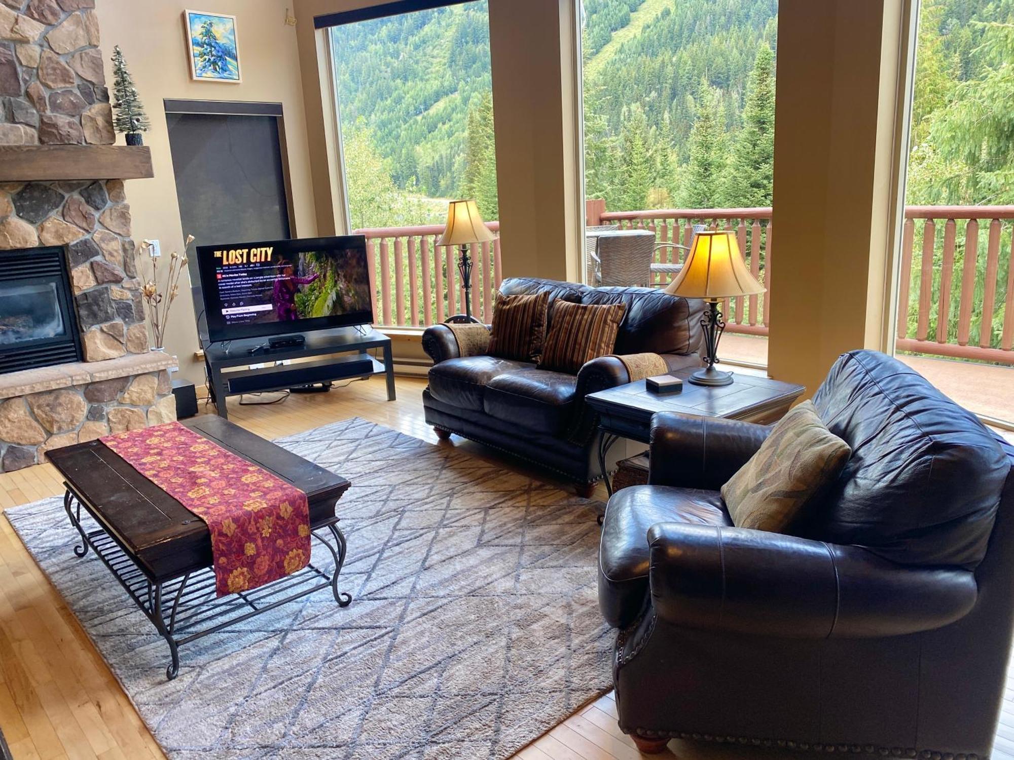 Morrisey Chalet At Sun Peaks Exterior foto
